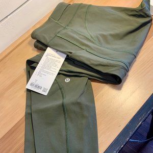 NEW Lululemon Time to Sweat Tight size 12